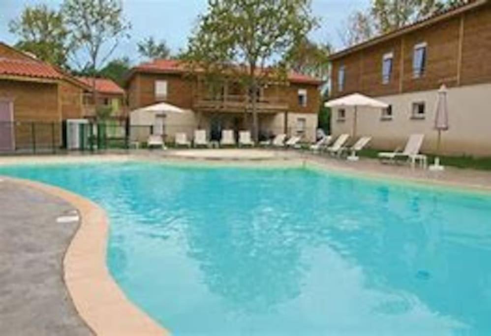 Aureilhan-Appartemant 4-6 Pp Piscine Cosy En Bord Lac 외부 사진
